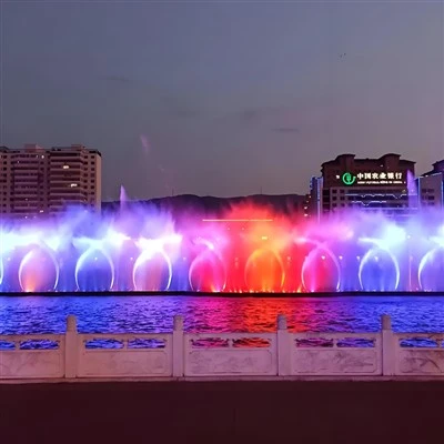 מזרקת בריכה צפה עם נורות לד